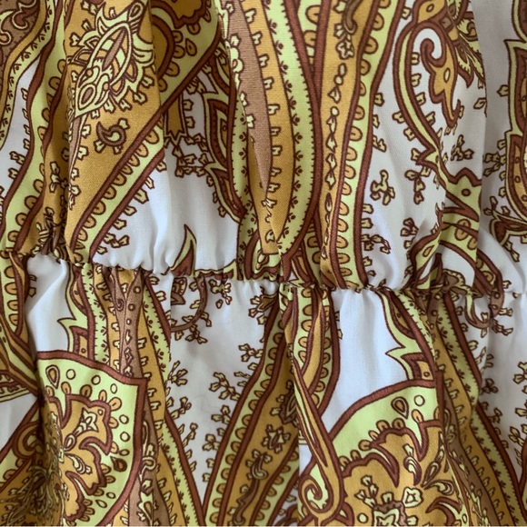 Silvian Heach Romper. light brown, tan, butter yellow on cream paisley print - Picture 5 of 10